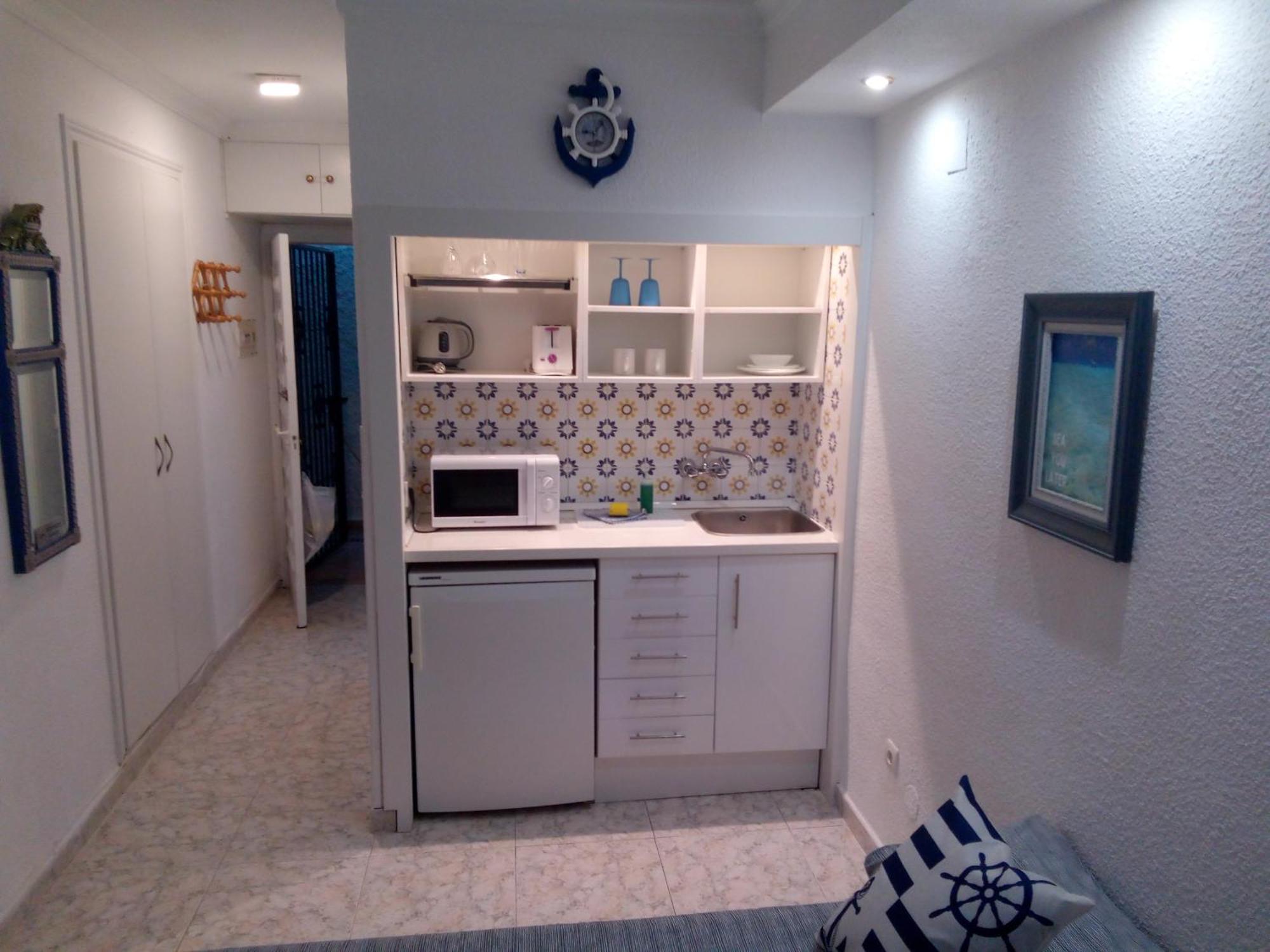 Los Cisnes Beach Studio 100M Playa Apartment Benalmadena Exterior photo
